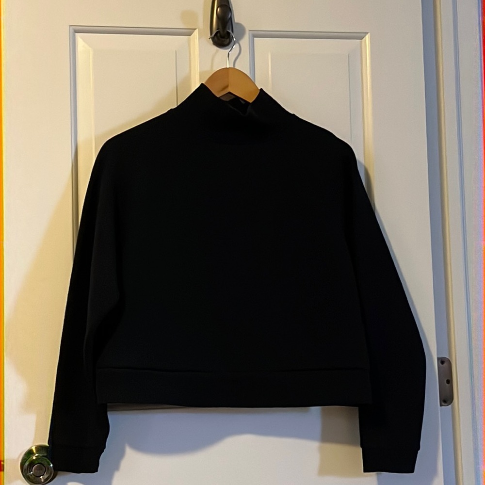 Black turtle neck sweatshirt